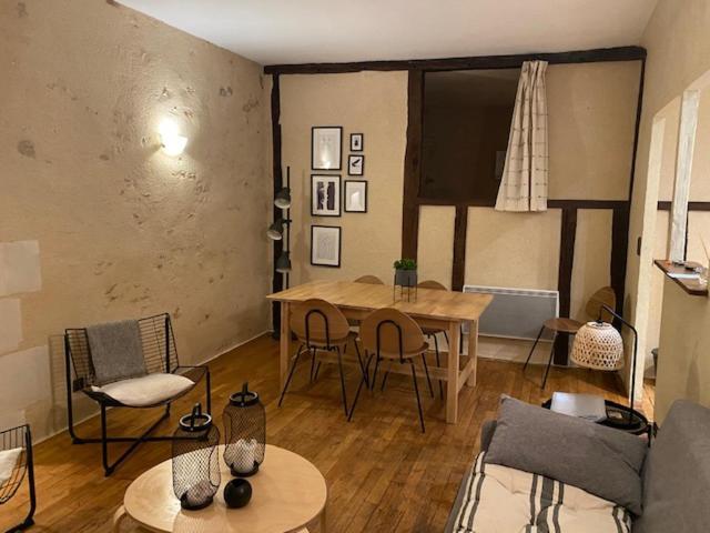 Ilot Des Cordeliers Apartment Poitiers Luaran gambar